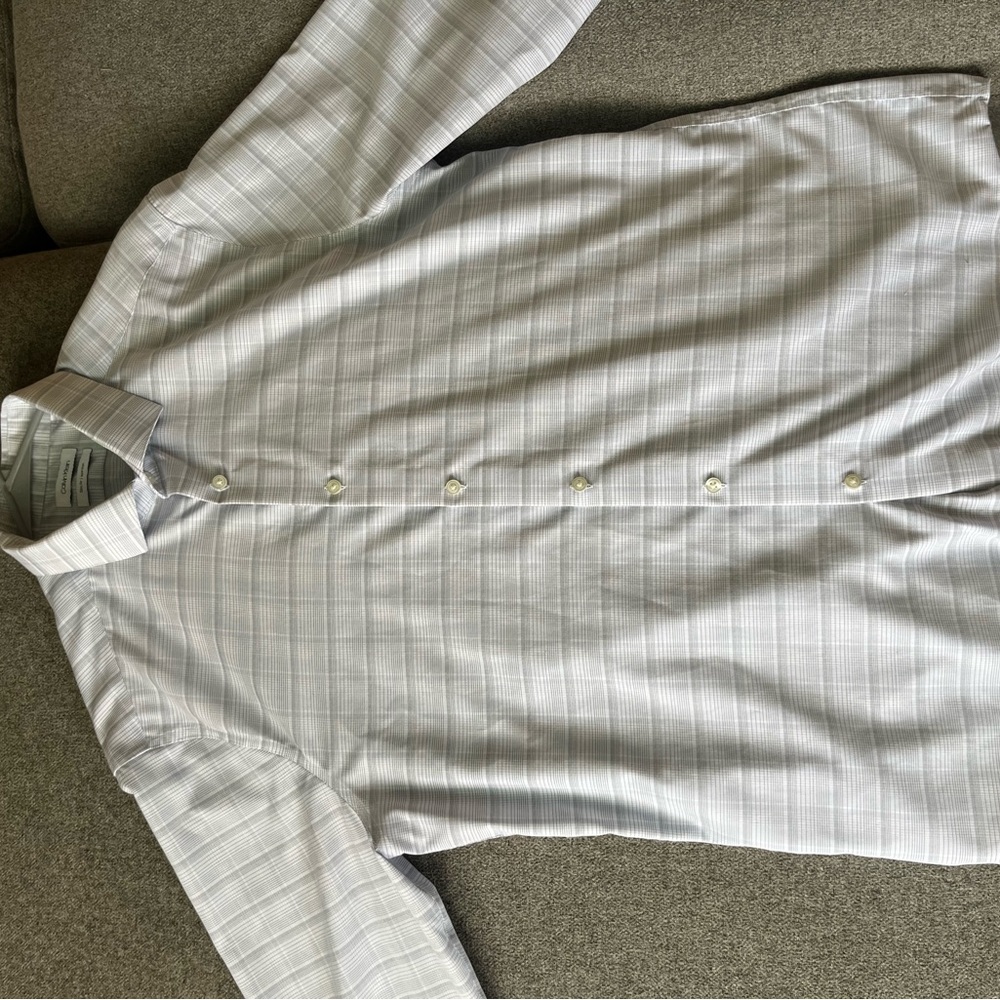 Calvin Klein Dress Shirt 16 1/2 x 34/35.